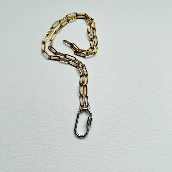Mixed metal gold or silver paperclip silver carabiner necklace - Picture 4 of 7